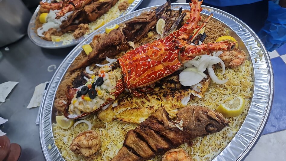 مطاعم بحرية الرياض - مطعم قوت البحر للأسماك الطازجة