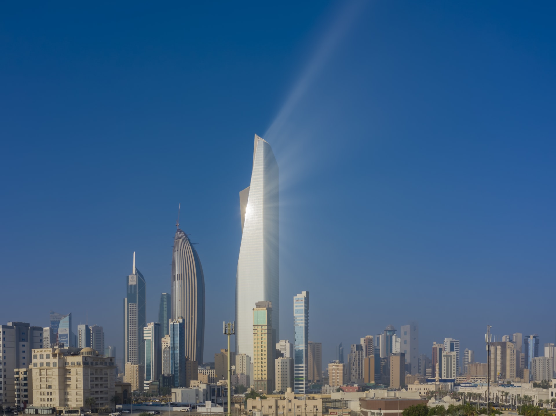 أعلى برج في الكويت كم طابق ومتى تم بناؤه